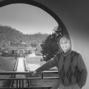 Pandit Rajmani Tigunait auf dem HI Campus in Khajuraho, Indien